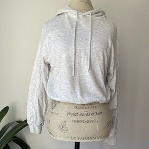 Garage light grey cropped hoodie
